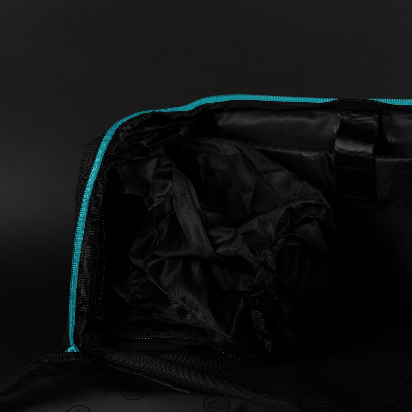 30L Perfect Duffle Bag Fierce Aqua: The Resurgence